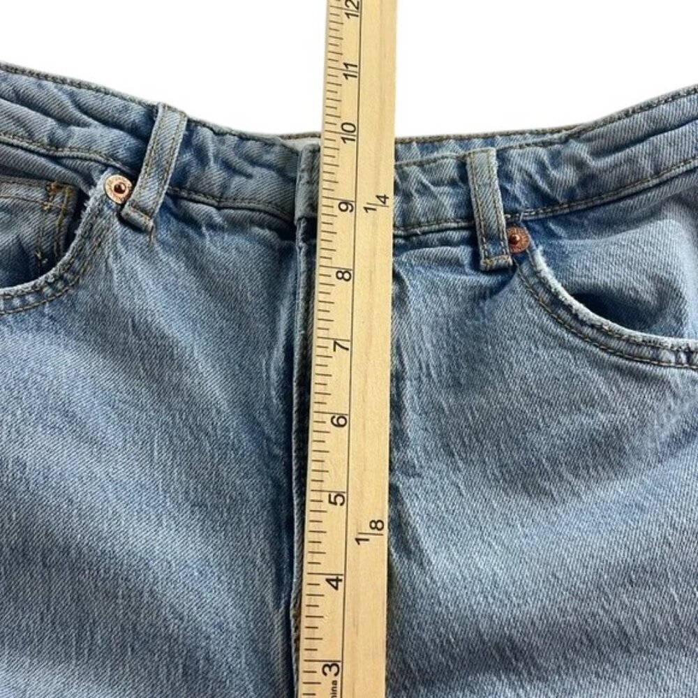 Zara High Rise Distressed Jeans Size 4 - Picture 4 of 13